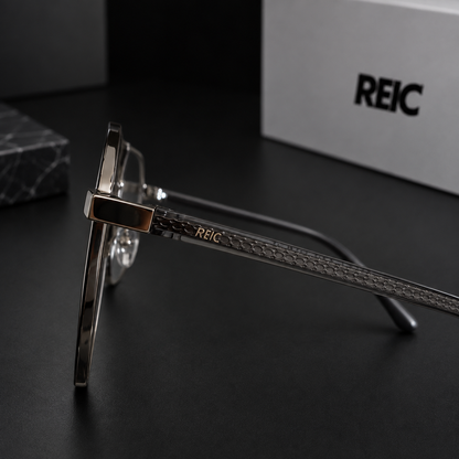 R26 Horizon — Matte Graphite Magnetic Clip-On Eyewear