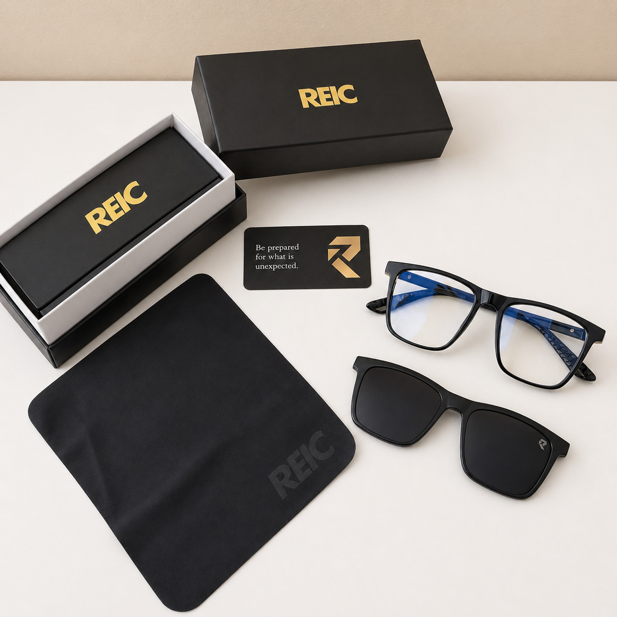 R9 Noir Gold — Magnetic Clip-On Eyewear